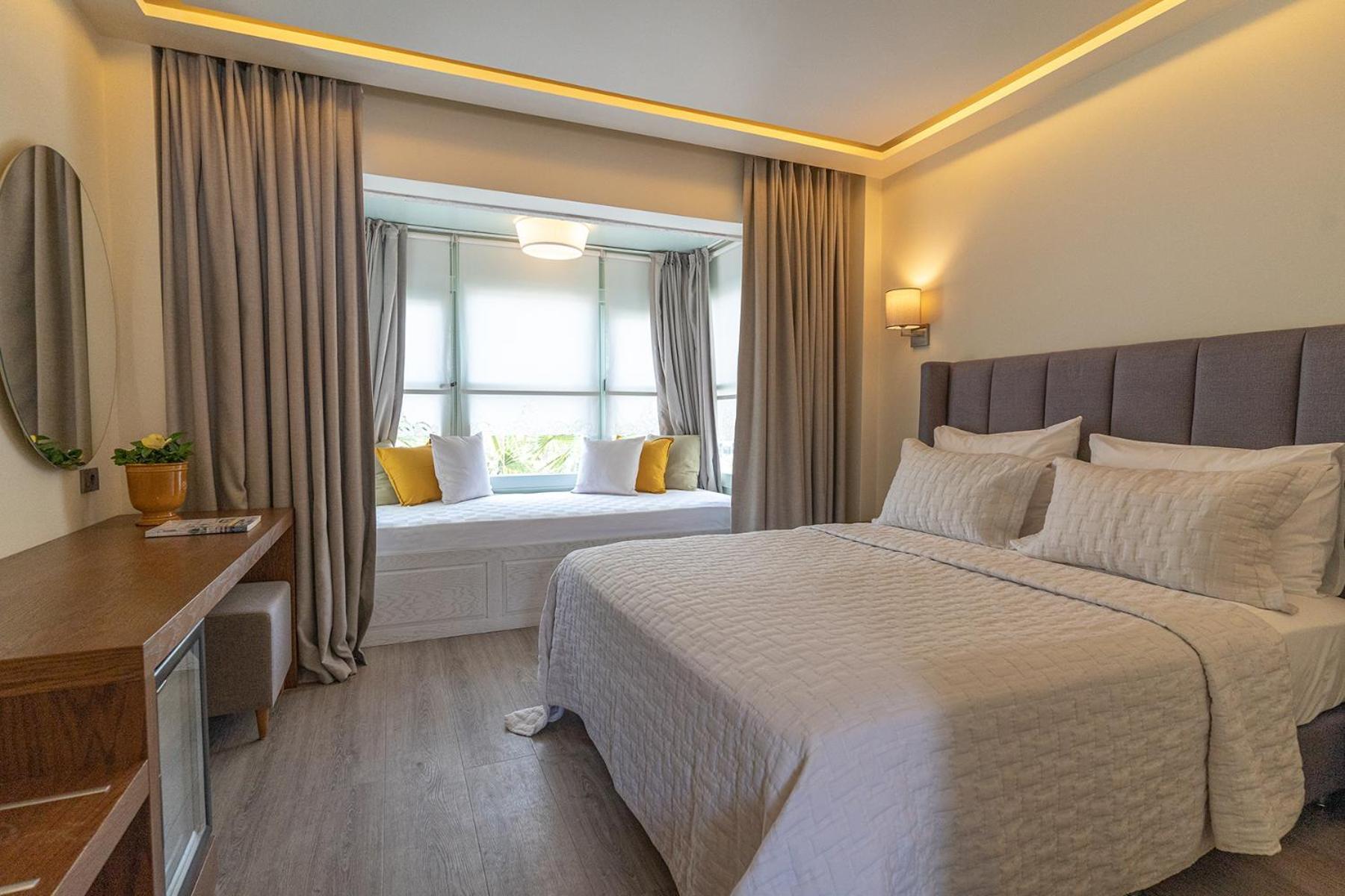 Casa Luna Hotel - Adult Only Alaçatı Buitenkant foto